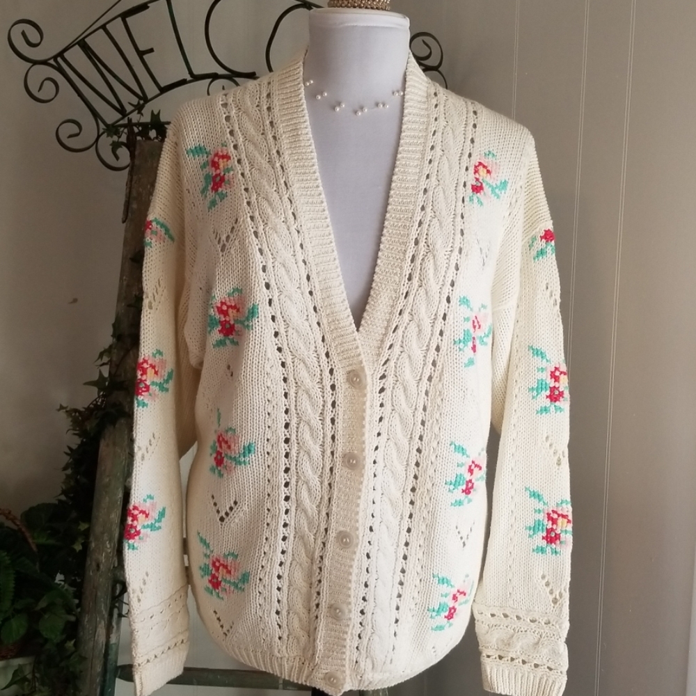 Cape Isle Knitters cardigan sweater